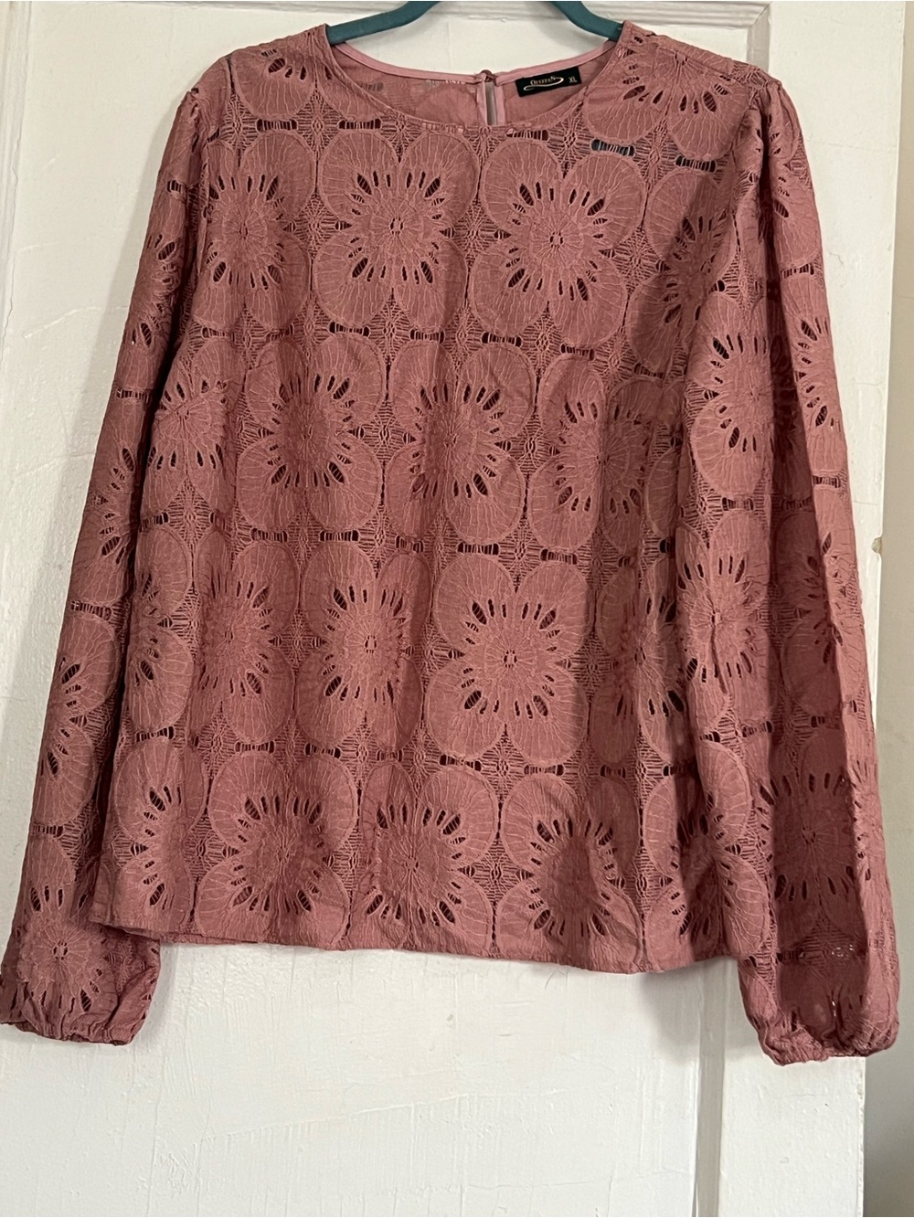 Crochet Floral Long-Sleeve Blouse — Mauve Pink